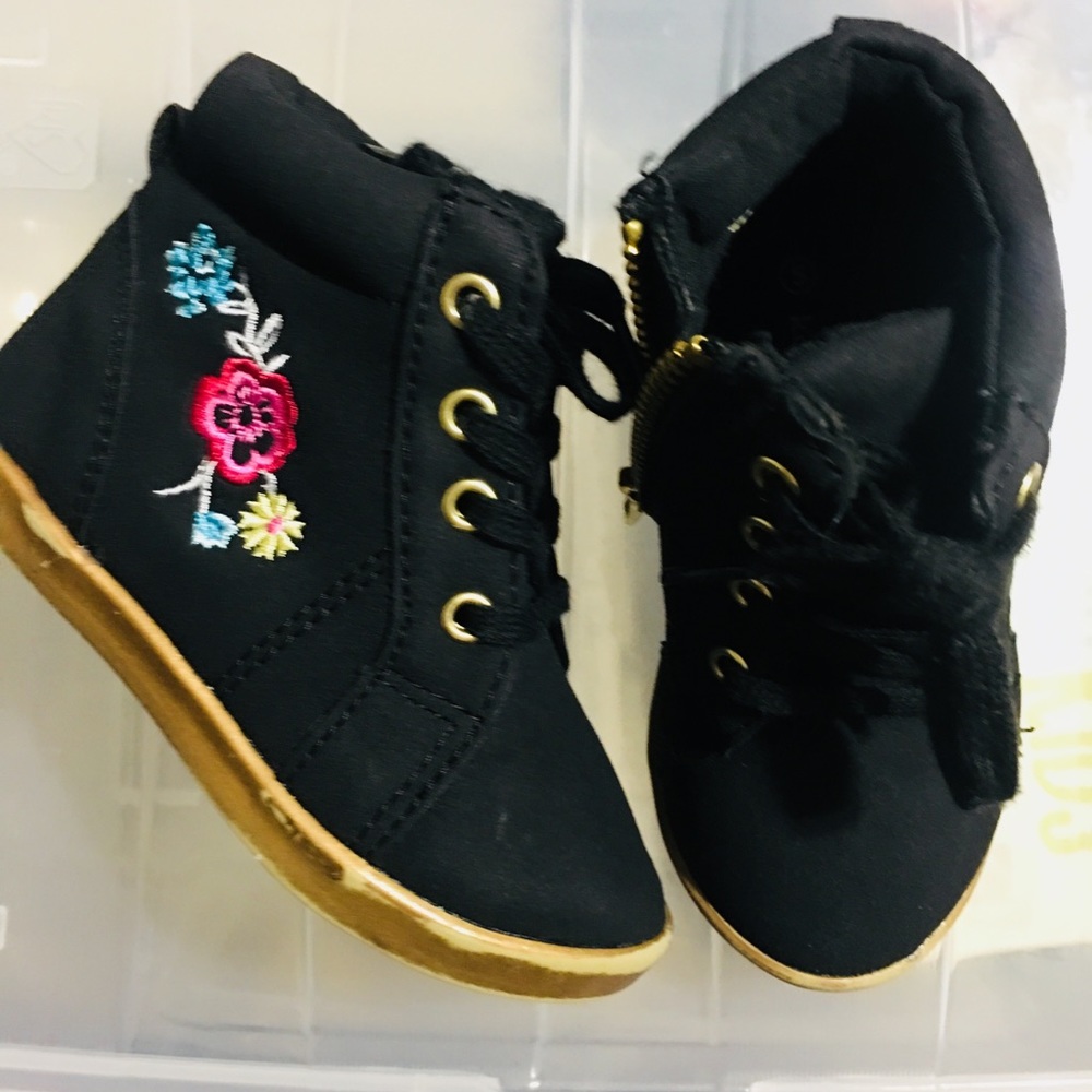 Toddler boots size 5